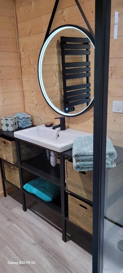 Tiny House Sud Du Lot Villa Le Montat ภายนอก รูปภาพ