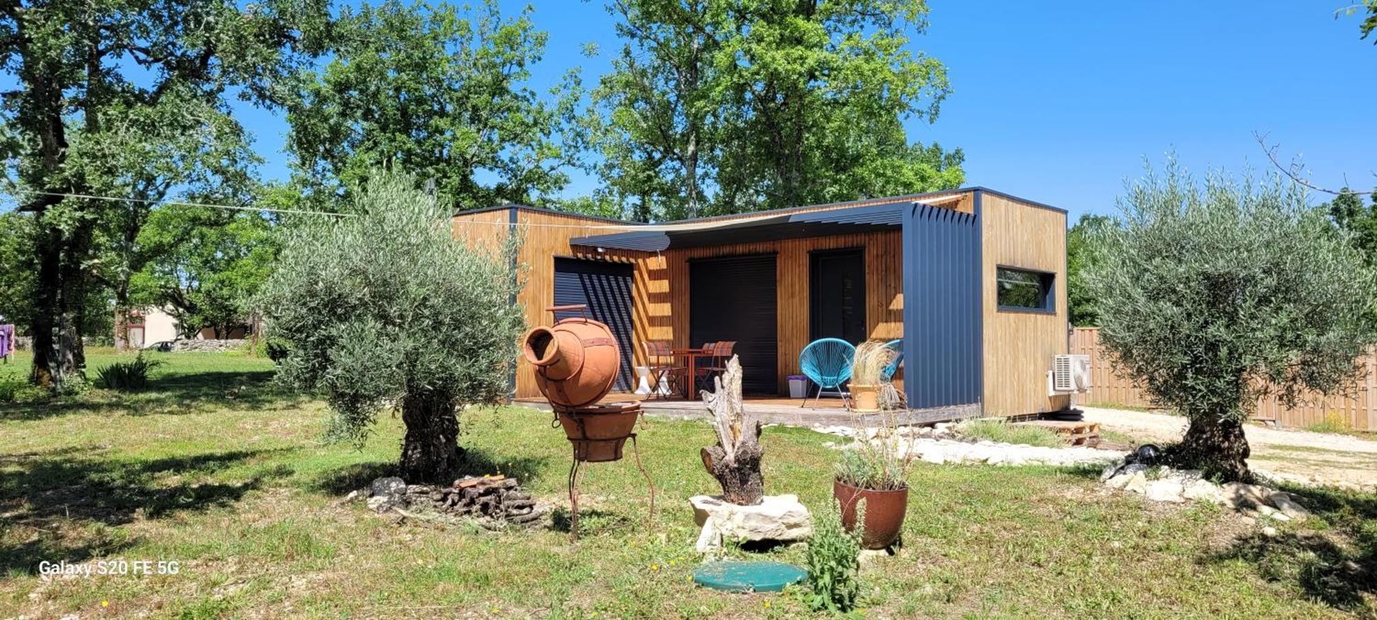 Tiny House Sud Du Lot Villa Le Montat ภายนอก รูปภาพ